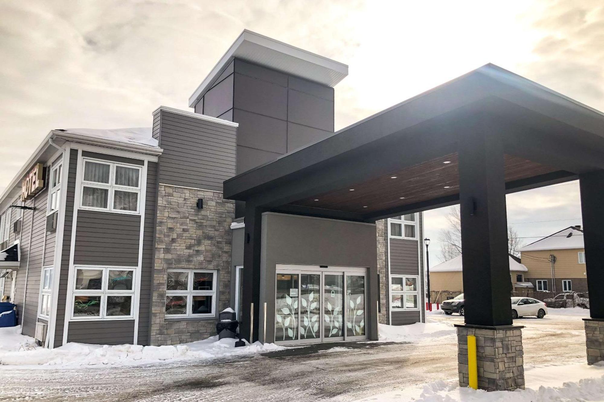 Sleep Inn & Suites Quebec City East Saint-Jean-de-Boischâtel Eksteriør billede